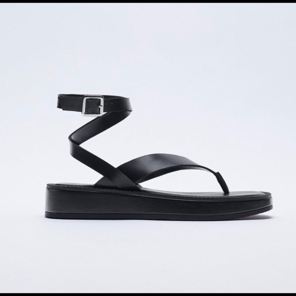 ZARA TIED FLAT LEATHER SANDALS